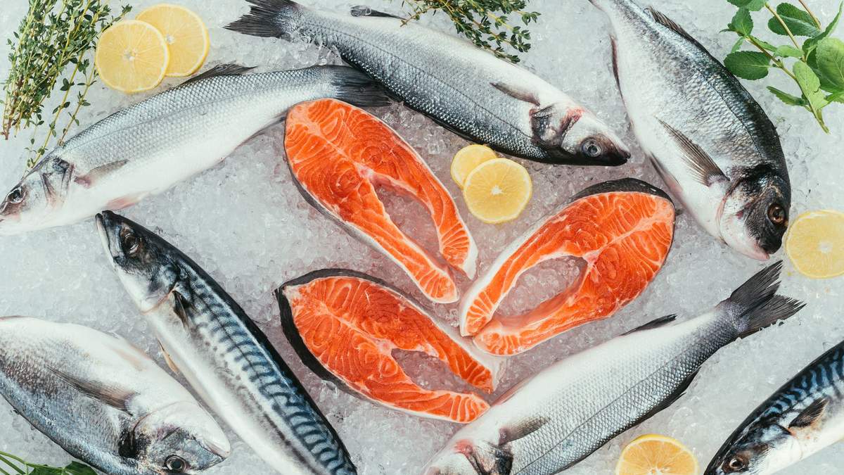 Омега-3 содержится в рыбе и морепродуктах Омега-3 содержится в рыбе и морепродуктах