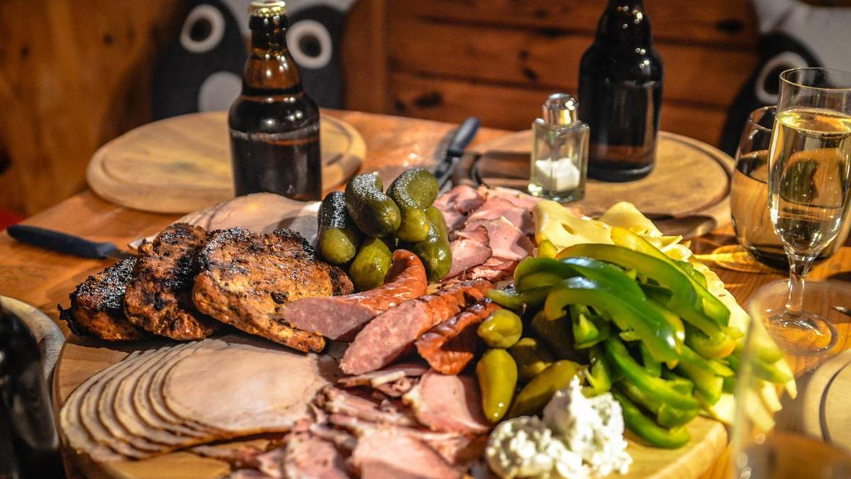 Что нужно исключить из рациона после 40 лет: 3 продукта Что нужно исключить из рациона после 40 лет: 3 продукта