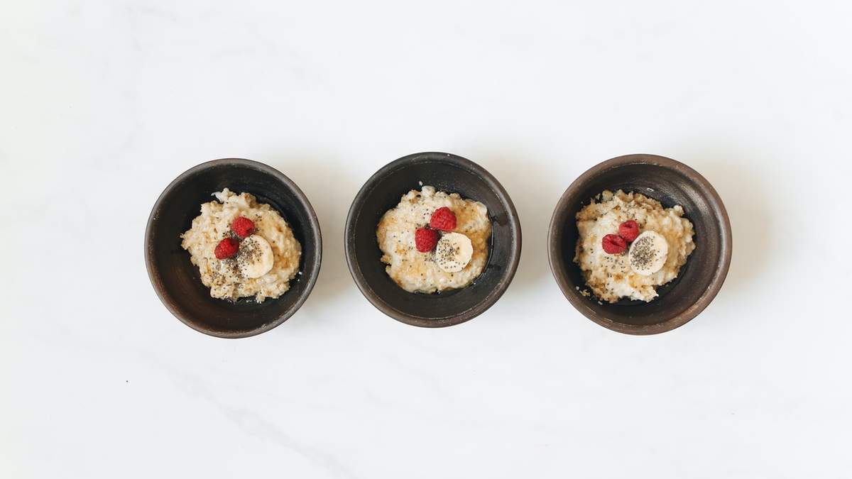 Как разнообразить овсянку: 10 самых вкусных добавок Как разнообразить овсянку: 10 самых вкусных добавок