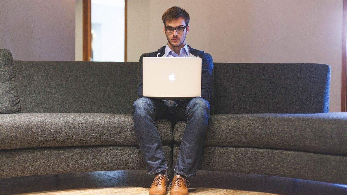 Как не уставать на сидячей работе: советы фитнесс-тренера Как не уставать на сидячей работе: советы фитнесс-тренера