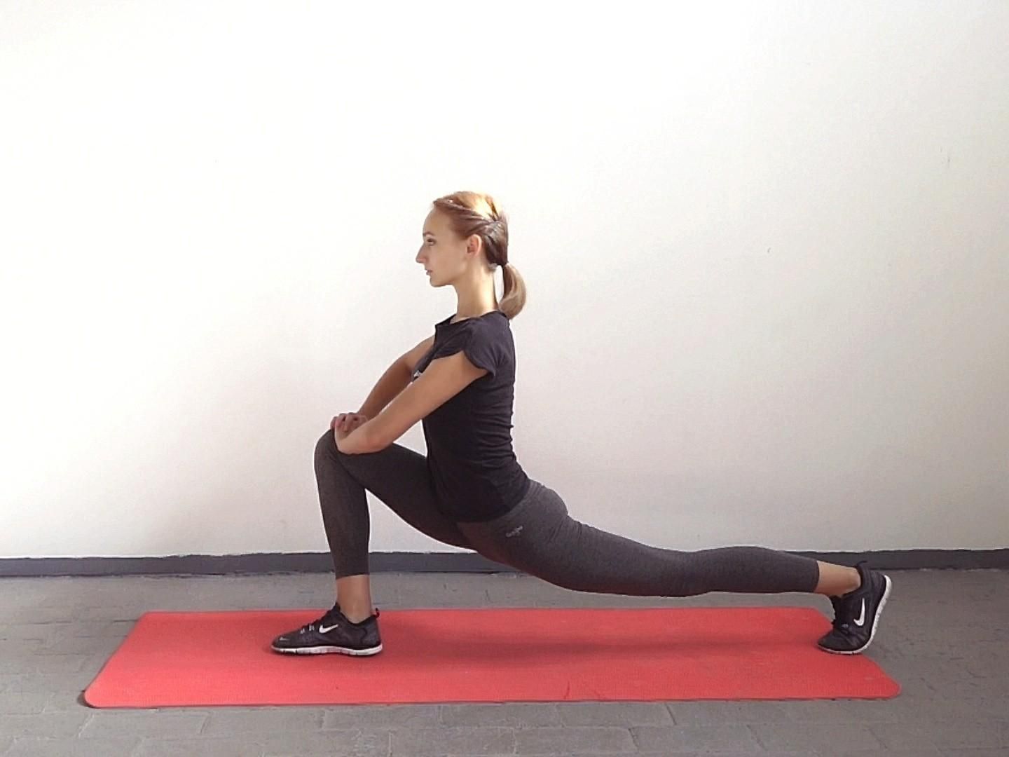 Розтяжка для початківців – базові вправи, відео уроки стретчингу