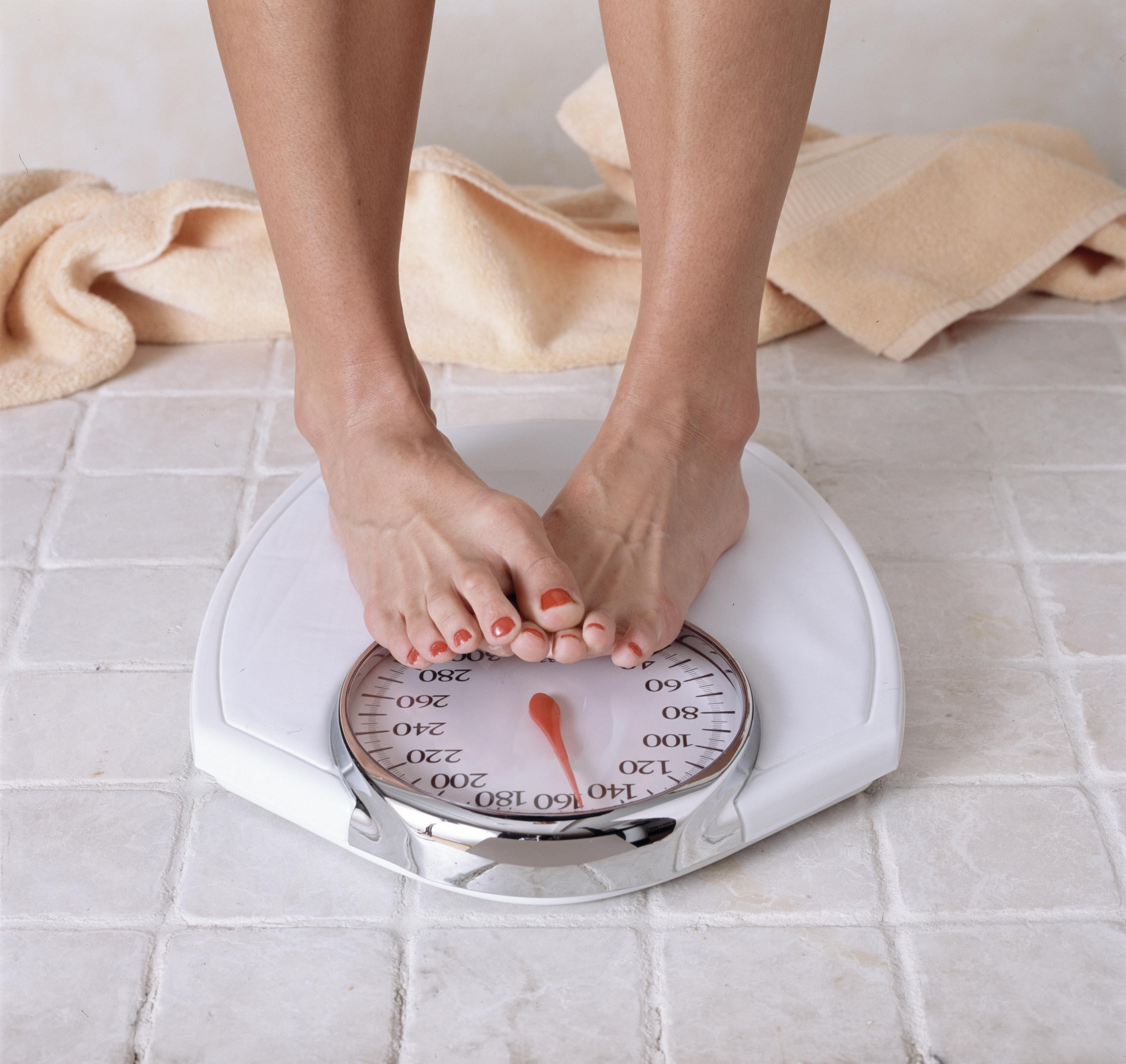 Лишний вес и гормональный фон: в чем связь и что делать