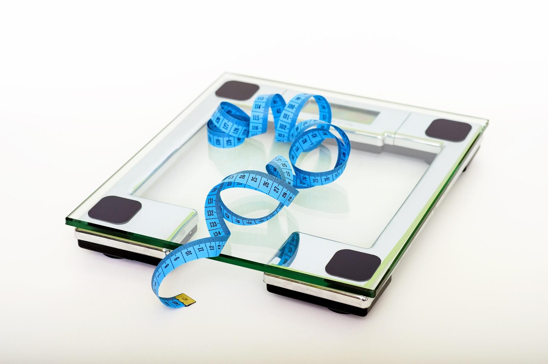 Почему резко вырос вес во время похудения: распространенные причины