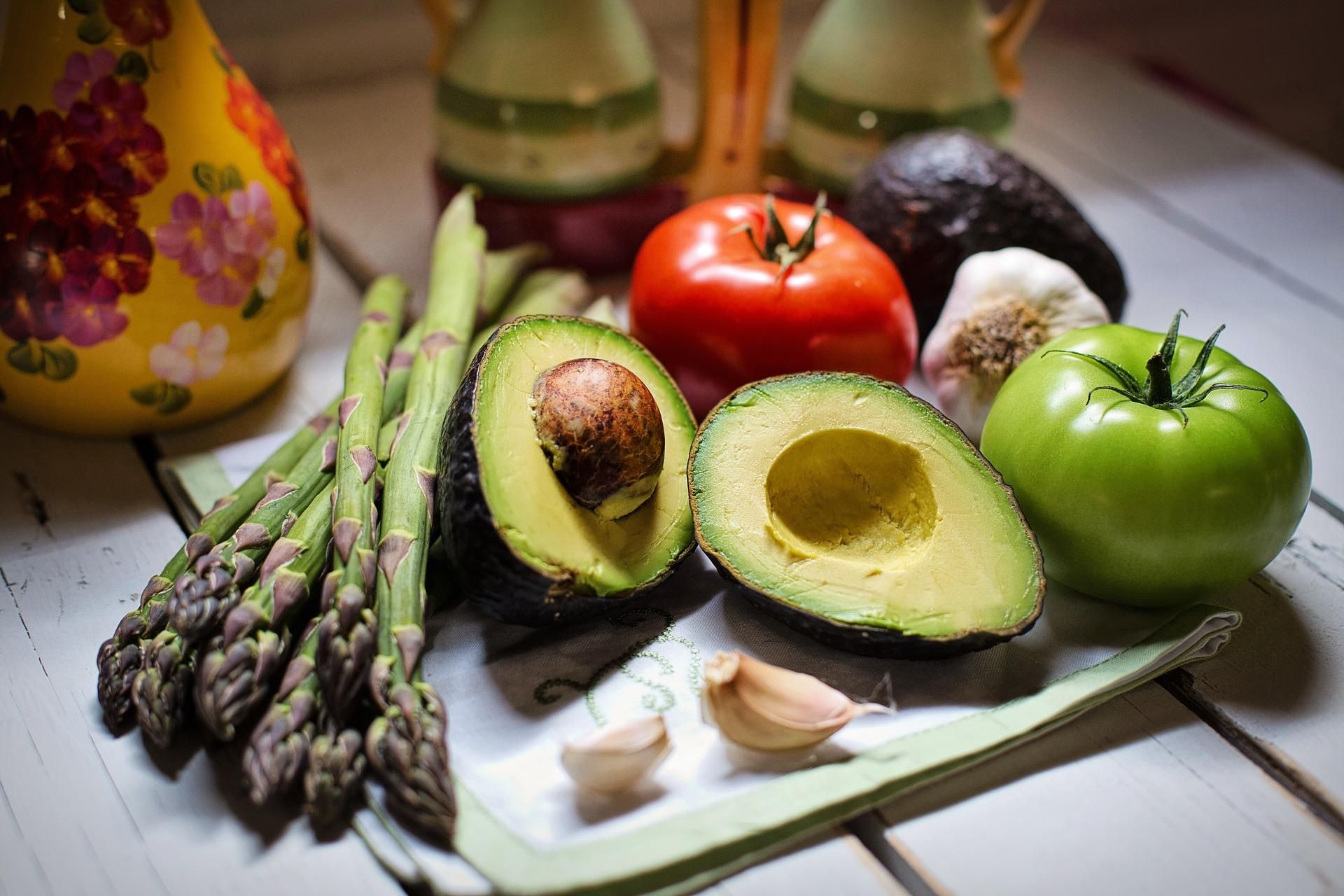 Що приготувати з авокадо: ТОП-3 рецепти смачних страв