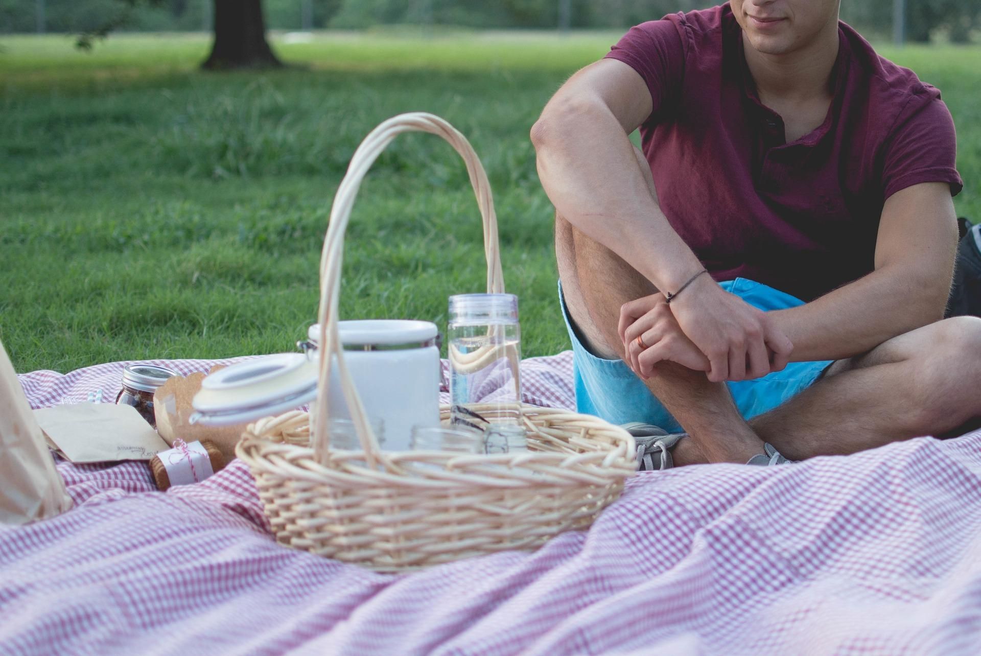 Что взять с собой на пикник: вкусные идеи, которые понравятся всем