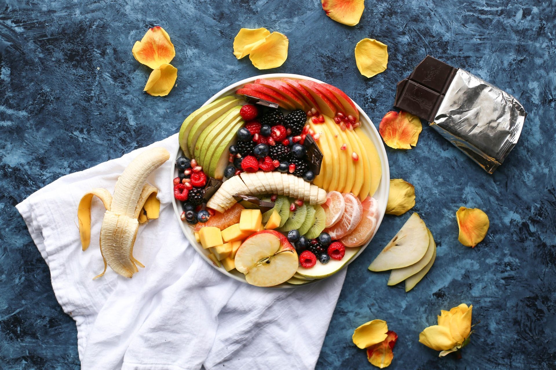 Скільки фруктів можна з'їдати у день: корисна шпаргалка